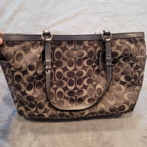 Coach signature tote shoulder bag, gray